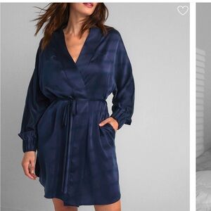 LUNYA Washable Silk Robe - Medium